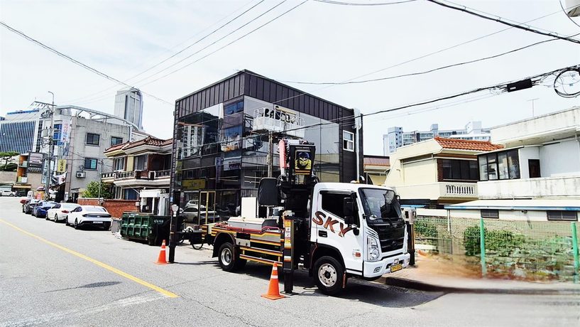건물 외벽 청소, 작업 중